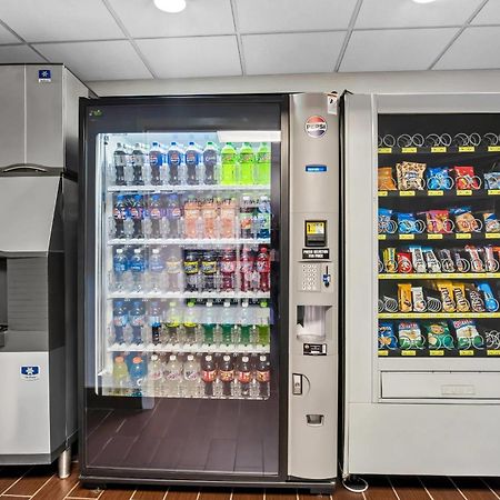 Comfort Inn Кадиллак Экстерьер фото