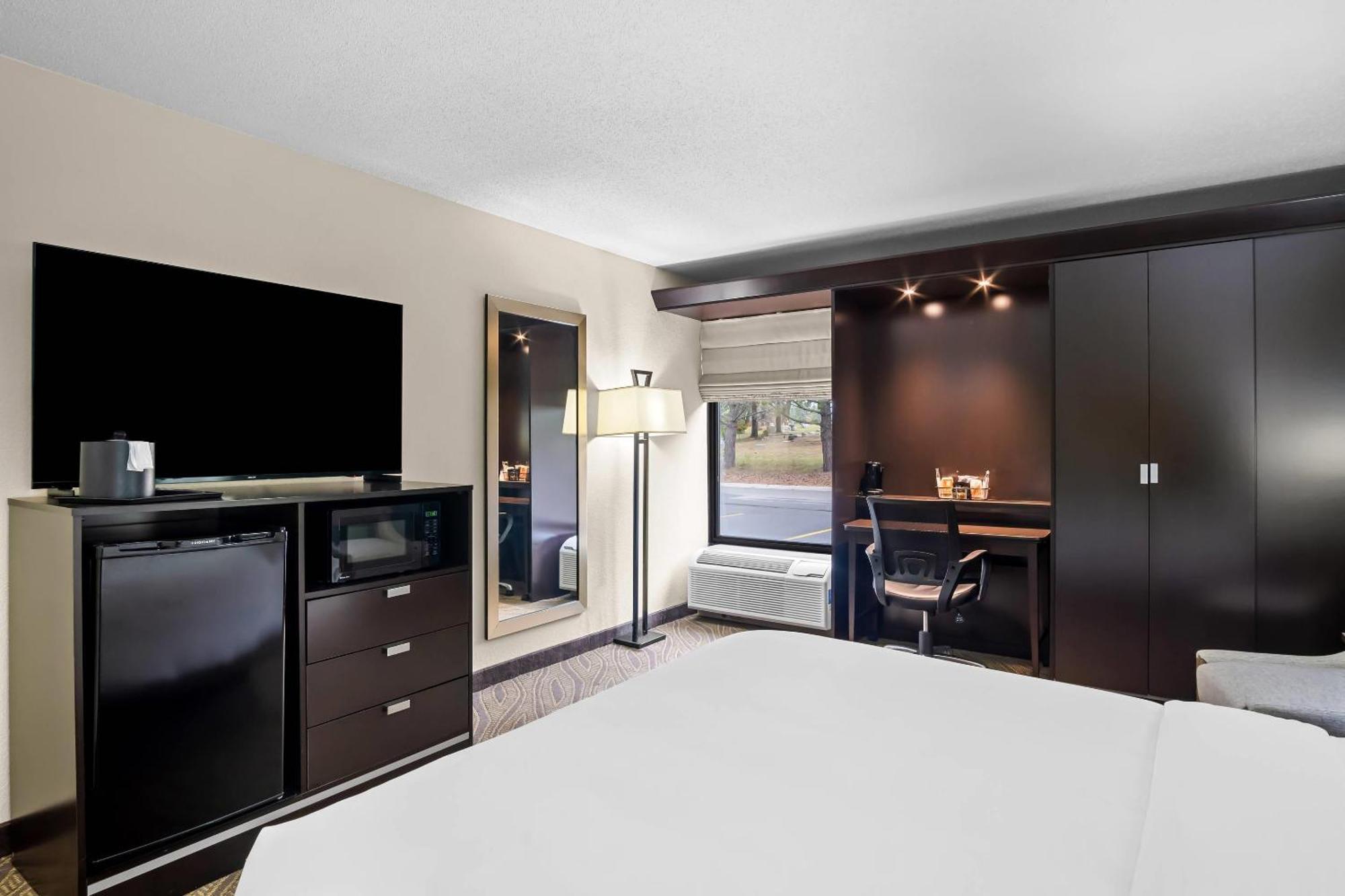 Comfort Inn Кадиллак Экстерьер фото