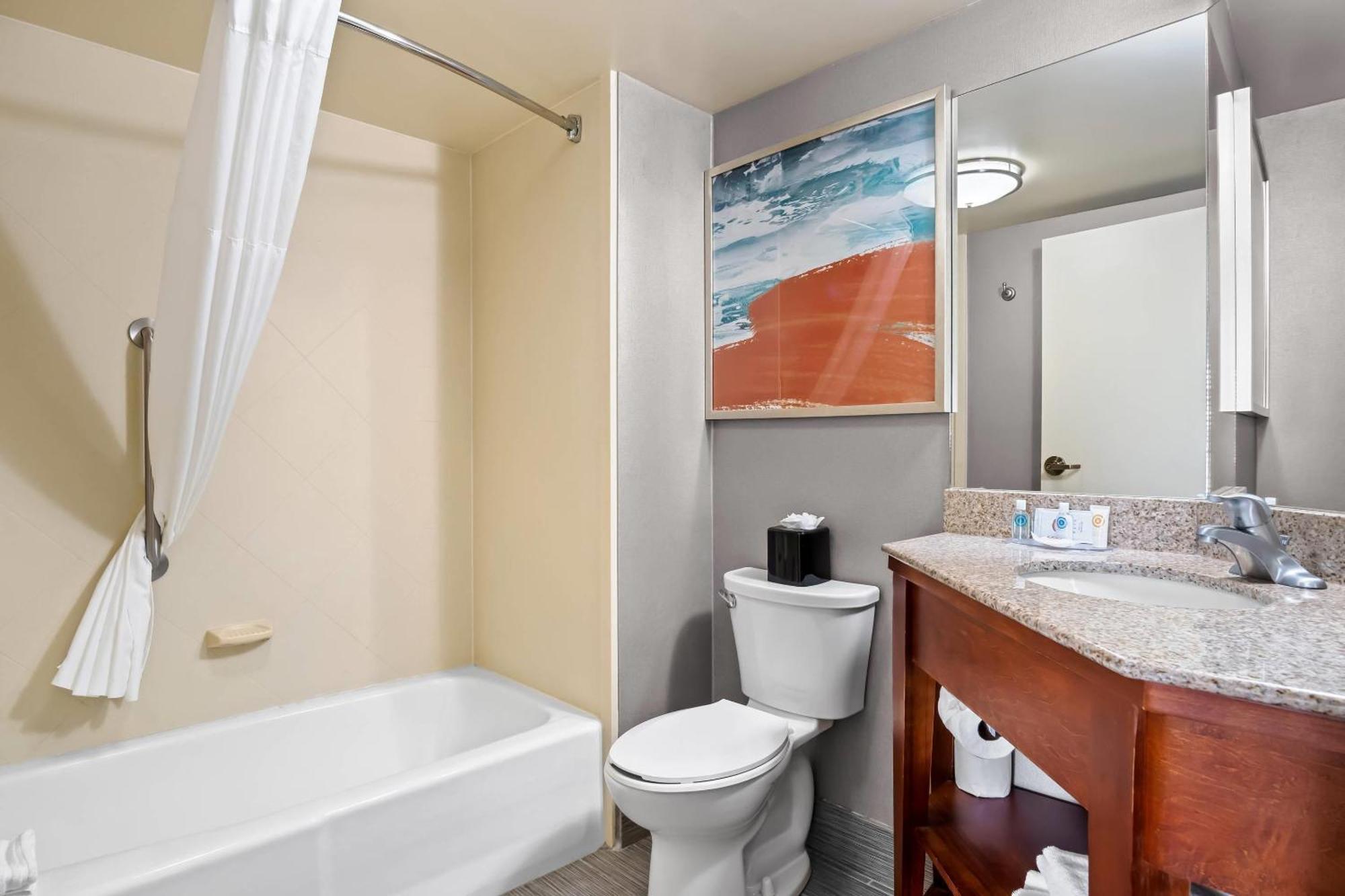 Comfort Inn Кадиллак Экстерьер фото